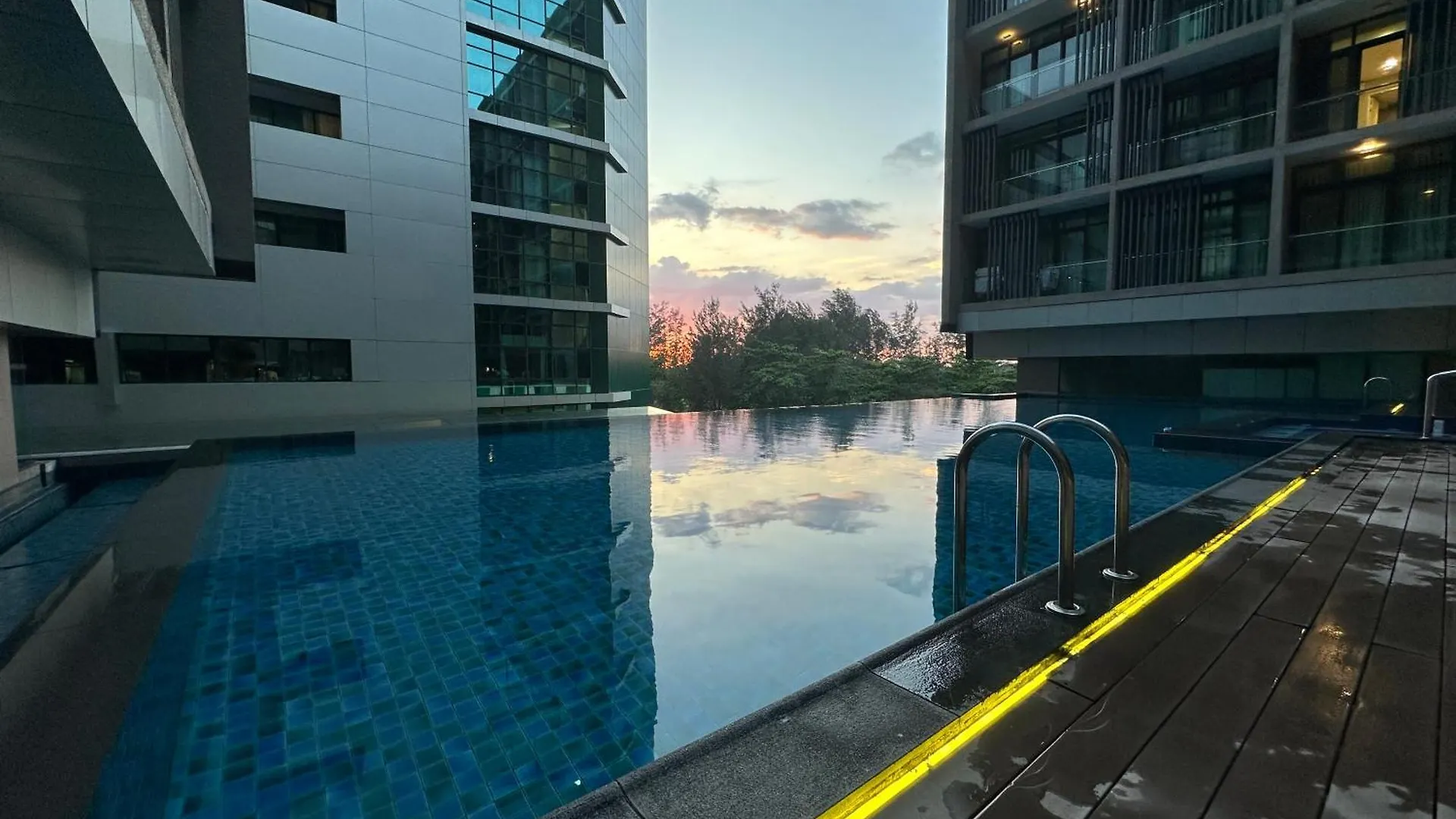 Apartment L Homestay Riverson Soho Kk City Very Near Imago Kota Kinabalu